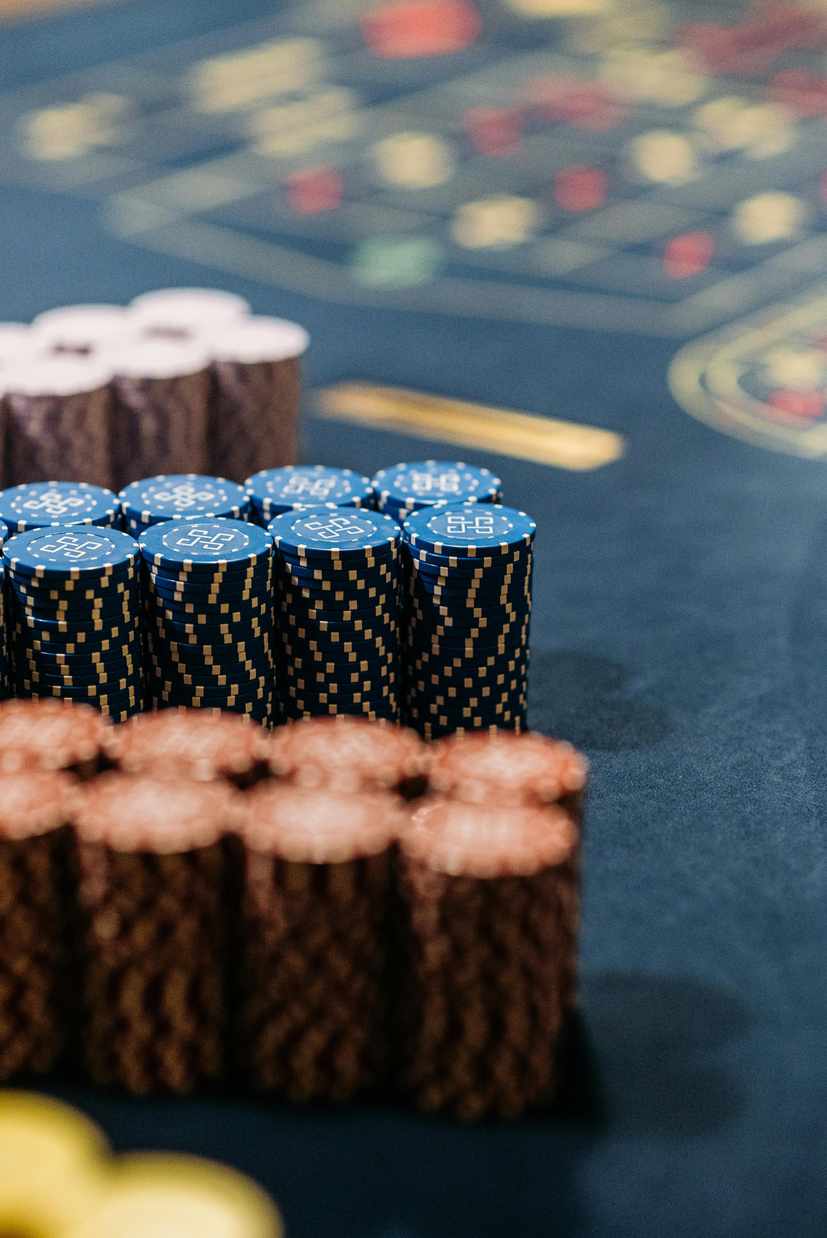 How Online Casinos Make Money